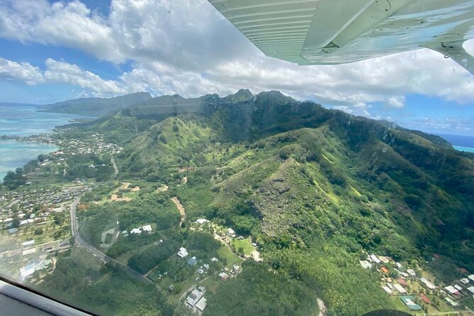 Tahiti: Full Day Tour with Private Flight EN Cessna (Moorea & Tahiti) - Stop 2: Faarumai Waterfalls, a short nature break with three falls