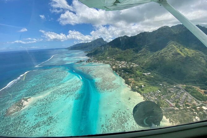 Tahiti: Full Day Tour with Private Flight EN Cessna (Moorea & Tahiti) - Stop 5: Water Gardens of Vaipahi, waterfalls, a small lake, and eels