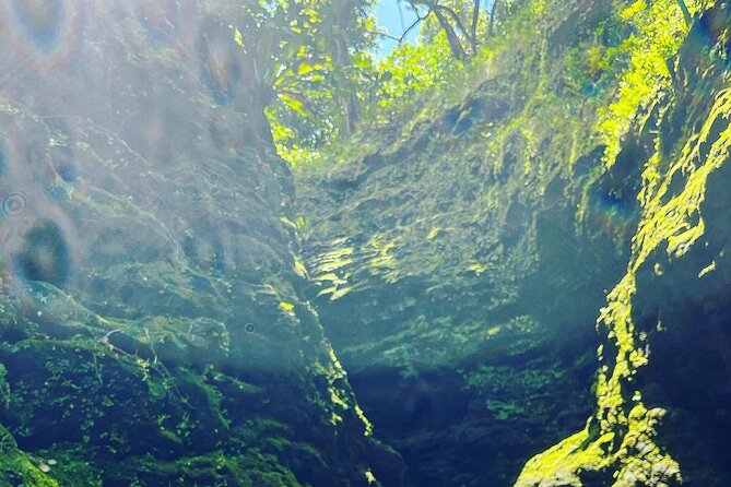 Teahupoo Olympic Wave Journey - Grottes de Maraa: a quick grotto stop that sets the tone