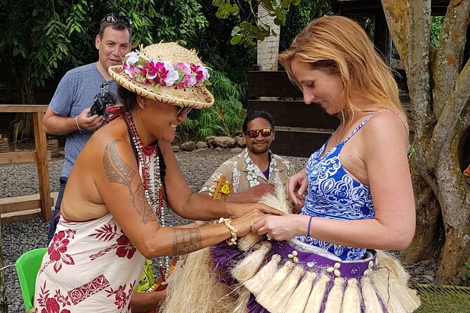 Tour Tahiti in Private - Stop 1: Maraa Grotto for Fresh Water Cave Views and Banyan Shade