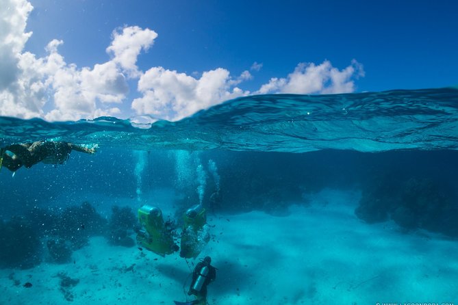 Underwater Scooter - Entering The Scooter: Normal Breathing, Easy Controls, Two-Person Setup