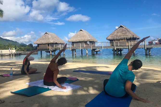 Yoga on the paradise beach of Manava Moorea - What Happens in the 90 Minutes: From Warm Breath to Final Rest
